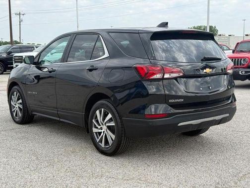 Mosaic Black Metallic 2024 Chevrolet Equinox LT