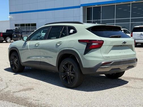 Green 2026 Chevrolet Trax ACTIV