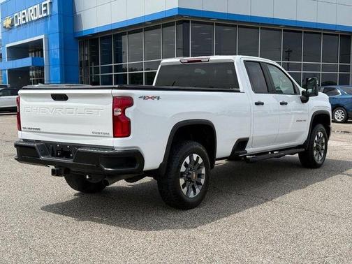 Summit White 2021 Chevrolet Silverado 2500 Custom
