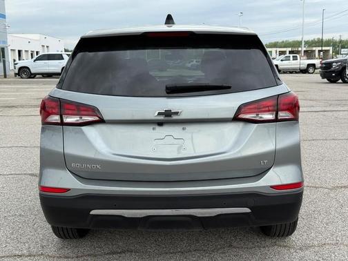 Sterling Gray Metallic 2024 Chevrolet Equinox LT