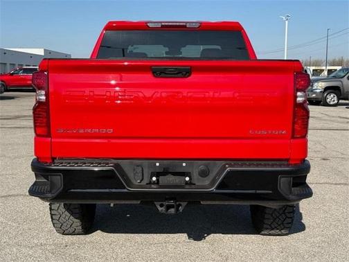 2023 Chevrolet Silverado 1500 Custom Trail Boss