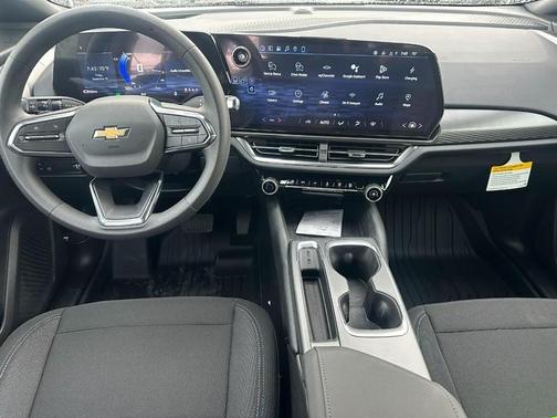 2026 Chevrolet Equinox EV LT 1