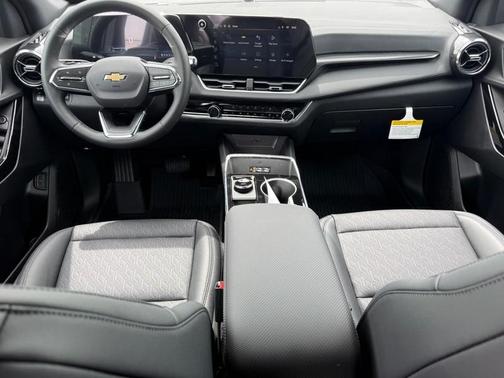 Mosaic Black Metallic 2026 Chevrolet Equinox LT