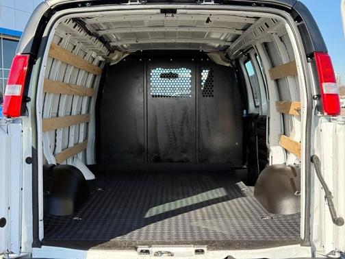 2024 Chevrolet Express 2500 Work Van