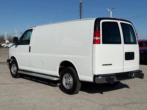 2024 Chevrolet Express 2500 Work Van