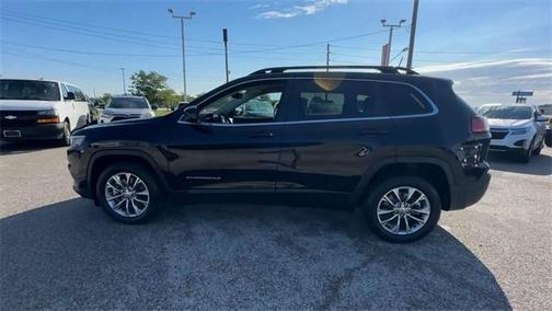 2022 Jeep Cherokee Latitude Lux