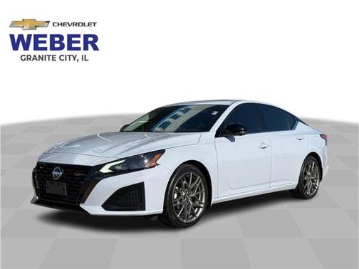 2023 Nissan Altima 2.0 SR