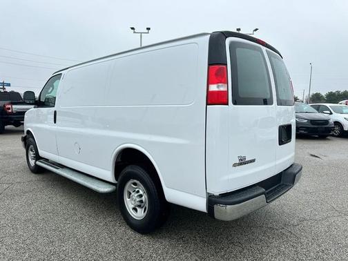 2024 Chevrolet Express 2500 Work Van