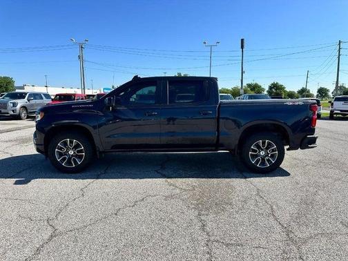 Dark Ash Metallic 2022 Chevrolet Silverado 1500 RST