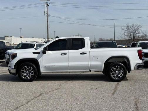 2025 GMC Sierra 1500 Pro