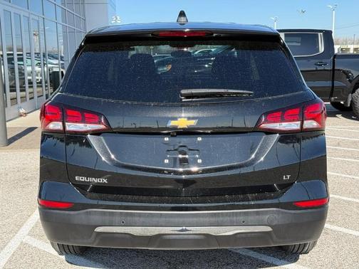 Mosaic Black Metallic 2024 Chevrolet Equinox LT