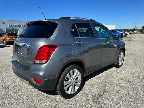 Satin Steel Metallic 2020 Chevrolet Trax Premier