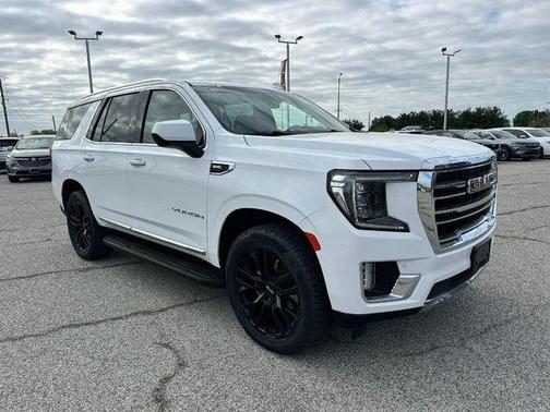 Summit White 2023 GMC Yukon SLT