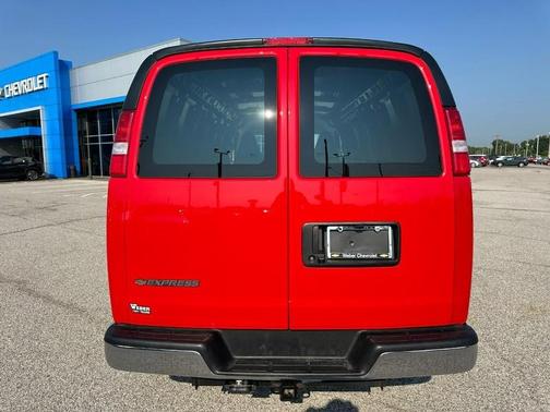 2025 Chevrolet Express 2500 Work Van