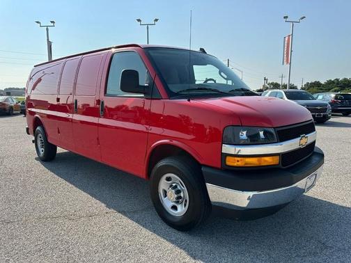 2025 Chevrolet Express 2500 Work Van