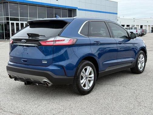 Blue Metallic 2020 Ford Edge SEL