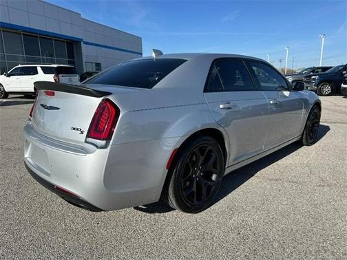 2022 Chrysler 300 S