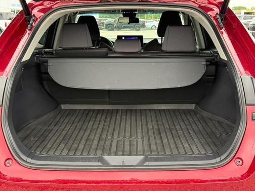 Pearl 2023 Toyota Venza LE