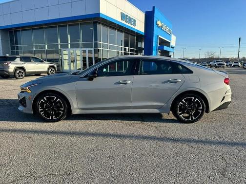 2022 Kia K5 GT-Line