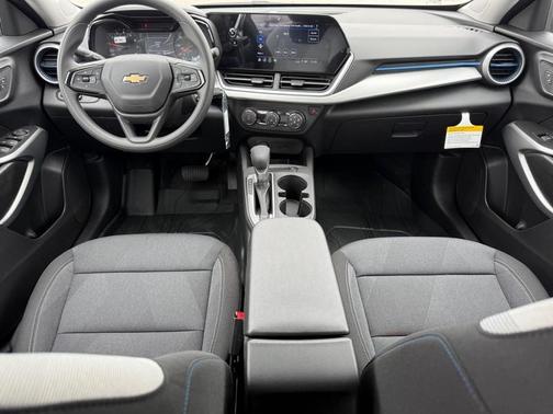 Mosaic Black Metallic 2026 Chevrolet Trax LS