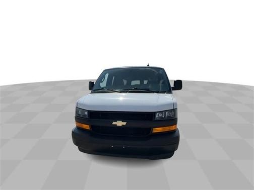 2022 Chevrolet Express 3500 LS