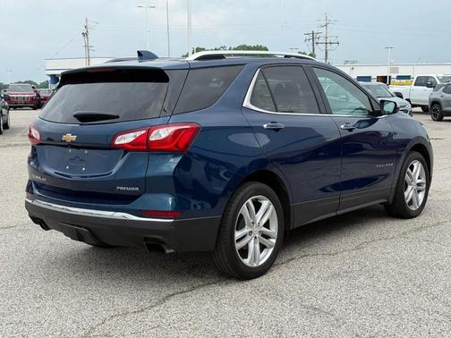 Pacific Blue Metallic 2020 Chevrolet Equinox Premier w/2LZ