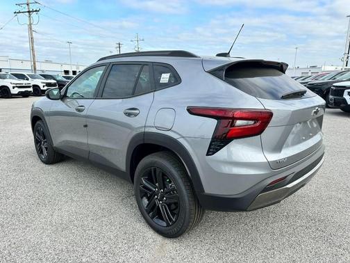 Sterling Gray Metallic 2026 Chevrolet Trax ACTIV