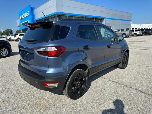 2022 Ford EcoSport SES