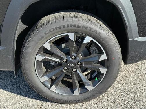 Mosaic Black Metallic 2026 Chevrolet Equinox RS
