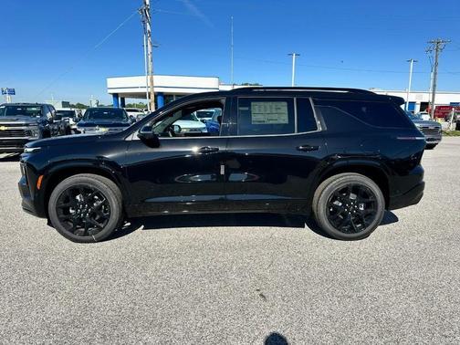 Mosaic Black Metallic 2026 Chevrolet Traverse RS