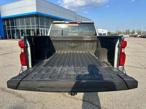 Sterling Gray Metallic 2023 Chevrolet Silverado 1500 LT