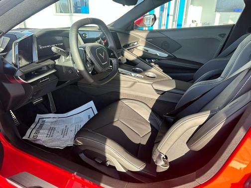 2026 Chevrolet Corvette Stingray w/1LT