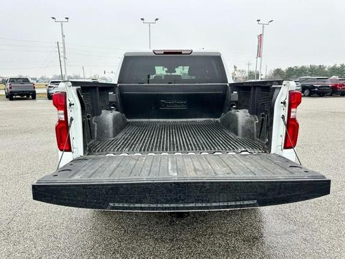 Summit White 2022 Chevrolet Silverado 1500 RST