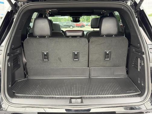 Mosaic Black Metallic 2026 Chevrolet Traverse RS