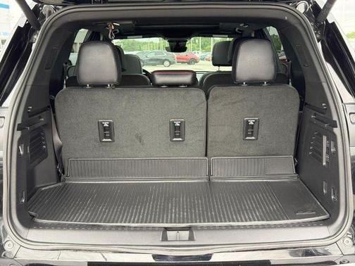 Mosaic Black Metallic 2026 Chevrolet Traverse RS