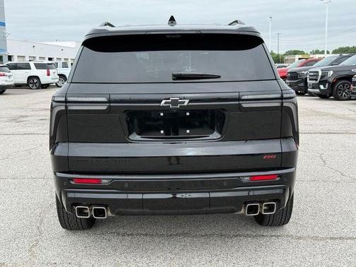 Mosaic Black Metallic 2026 Chevrolet Traverse RS
