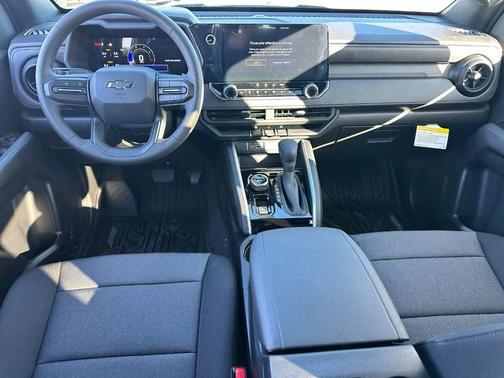 Reef Blue Metallic 2026 Chevrolet Colorado Trail Boss