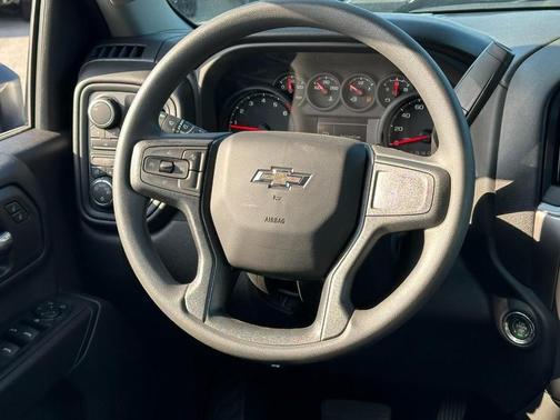 2025 Chevrolet Silverado 2500 Custom