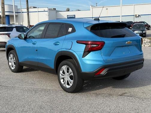 2026 Chevrolet Trax LS