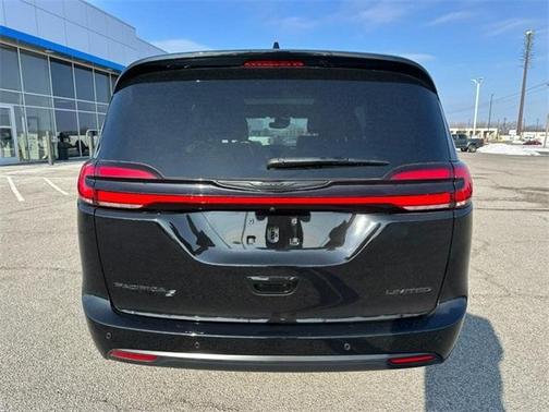 2025 Chrysler Pacifica Limited