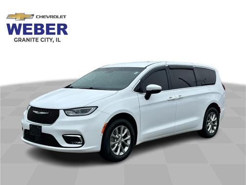 2023 Chrysler Pacifica Touring-L