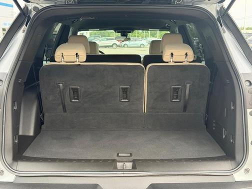 Sterling Gray Metallic 2023 Chevrolet Traverse LS