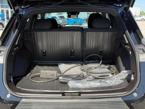 Black 2025 Chevrolet Equinox EV LT 1