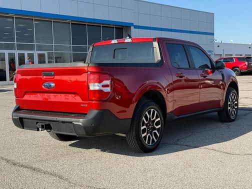 Chili Pepper Red 2024 Ford Maverick Lariat
