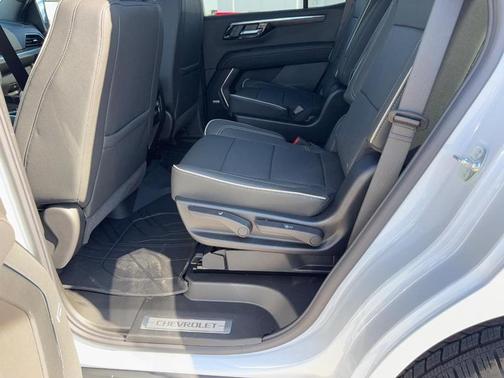 White Tri-Coat 2026 Chevrolet Tahoe Premier