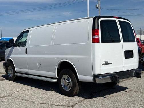 2024 Chevrolet Express 2500 Work Van