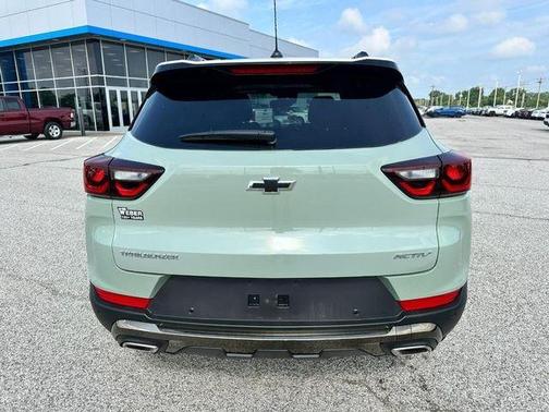 Green 2025 Chevrolet Trailblazer ACTIV