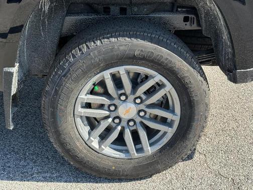 Black 2026 Chevrolet Colorado LT