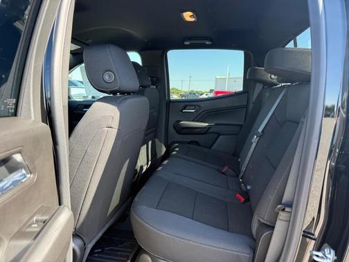 Black 2026 Chevrolet Colorado LT