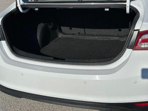 White 2024 Chevrolet Malibu LT